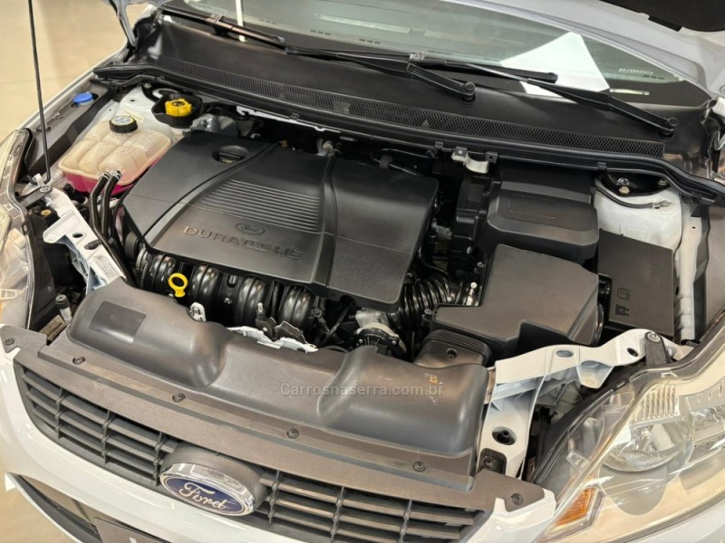 FOCUS 2.0 HC 16V FLEX 4P AUTOMÁTICO  - 2011 - CARLOS BARBOSA