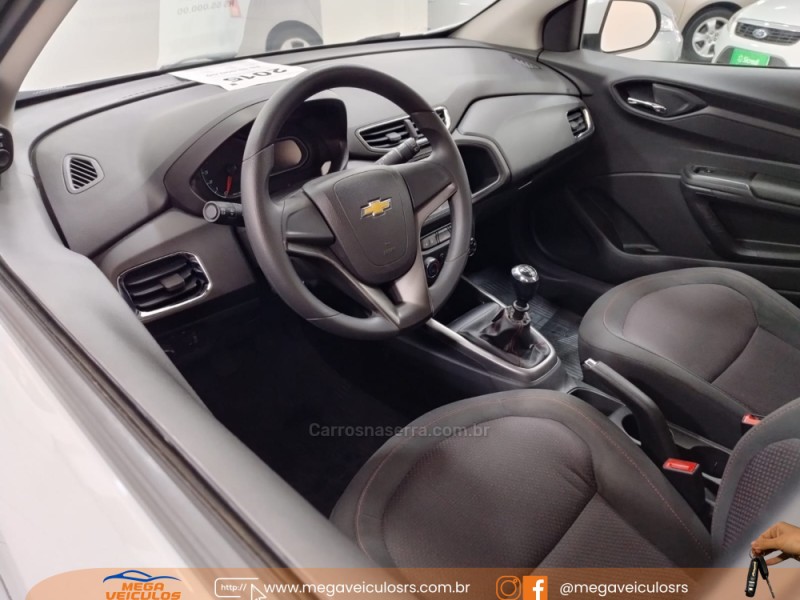 ONIX 1.4 MPFI LTZ 8V FLEX 4P MANUAL - 2015 - BENTO GONçALVES