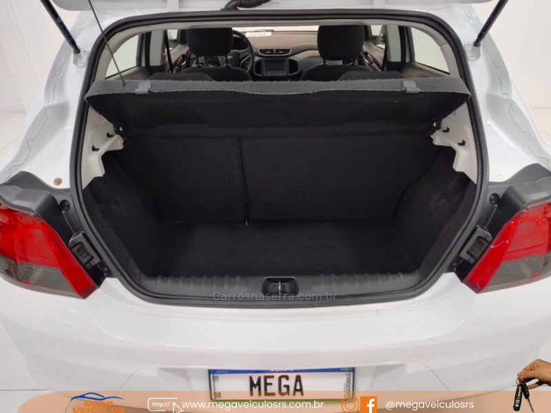 ONIX 1.4 MPFI LTZ 8V FLEX 4P MANUAL - 2015 - BENTO GONçALVES