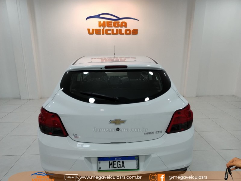 ONIX 1.4 MPFI LTZ 8V FLEX 4P MANUAL - 2015 - BENTO GONçALVES