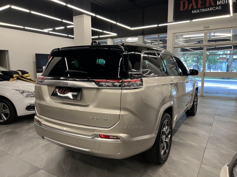 COMMANDER 1.3 OVERLAND T270 16V 4X2 TURBO FLEX 4P AUTOMÁTICO - 2023 - NOVO HAMBURGO