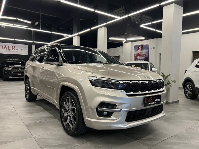 commander 1.3 overland t270 16v 4x2 turbo flex 4p automatico 2023 novo hamburgo