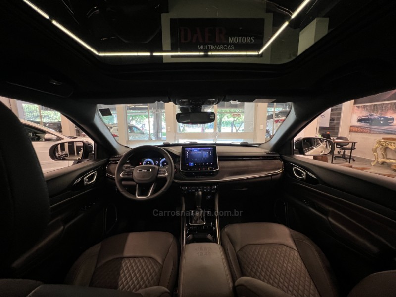 COMMANDER 1.3 OVERLAND T270 16V 4X2 TURBO FLEX 4P AUTOMÁTICO - 2023 - NOVO HAMBURGO