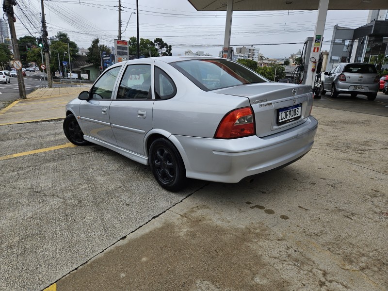 VECTRA 2.2 MPFI GL MILENIUM 8V GASOLINA 4P MANUAL - 2000 - CAXIAS DO SUL