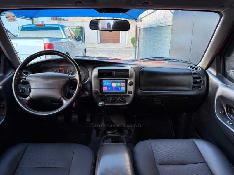 RANGER 2.3 XLS 16V 4X2 CD GASOLINA 4P MANUAL - 2011 - ESTâNCIA VELHA