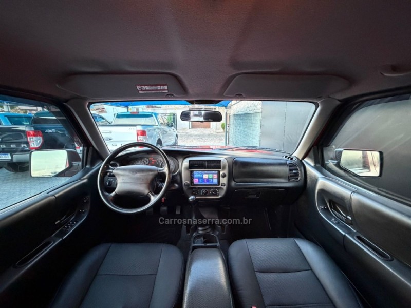 RANGER 2.3 XLS 16V 4X2 CD GASOLINA 4P MANUAL - 2011 - ESTâNCIA VELHA