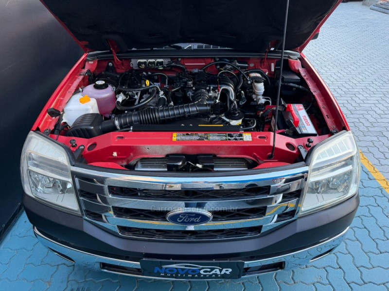 RANGER 2.3 XLS 16V 4X2 CD GASOLINA 4P MANUAL - 2011 - ESTâNCIA VELHA