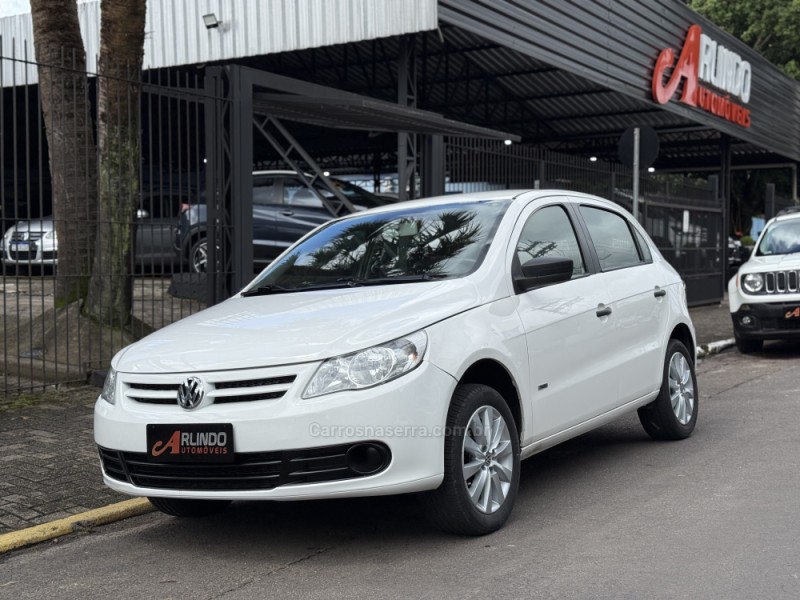 GOL 1.0 12V MPI TOTALFLEX 4P MANUAL - 2009 - PAROBé