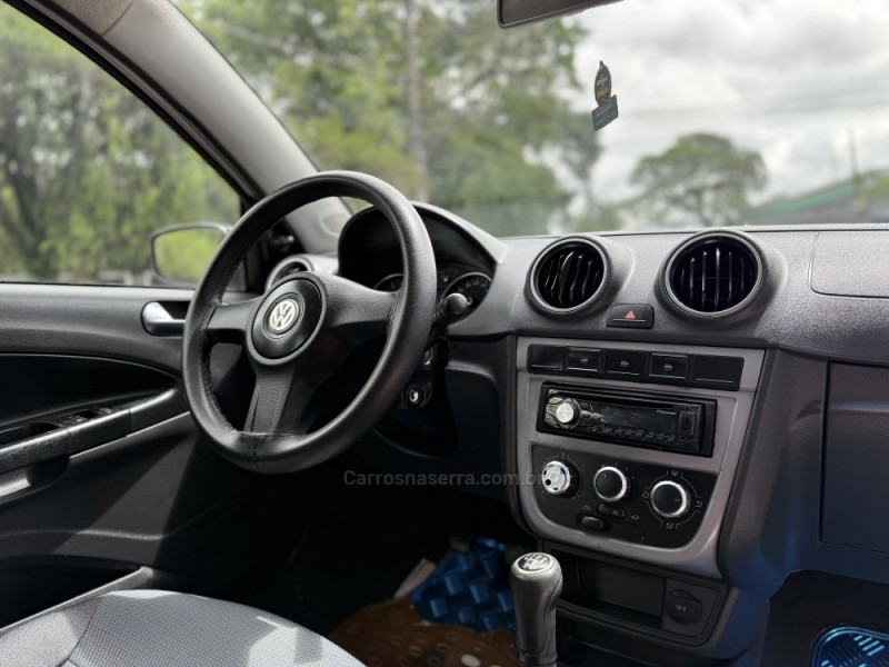 GOL 1.0 12V MPI TOTALFLEX 4P MANUAL - 2009 - PAROBé