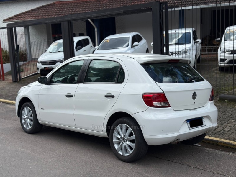 GOL 1.0 12V MPI TOTALFLEX 4P MANUAL - 2009 - PAROBé