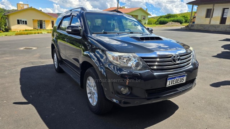hilux sw4 3.0 srv 4x4 16v turbo intercooler diesel 4p automatico 2014 caxias do sul