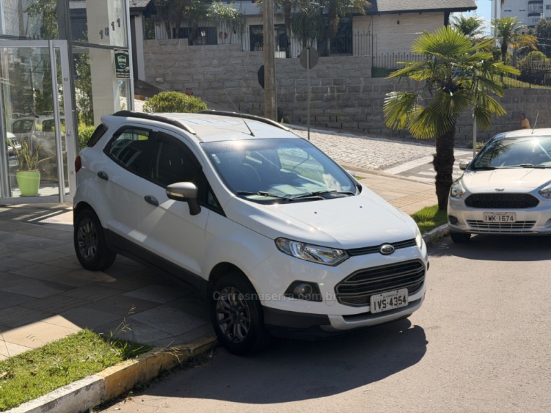 ECOSPORT 1.6 FREESTYLE 16V FLEX 4P MANUAL - 2015 - FARROUPILHA