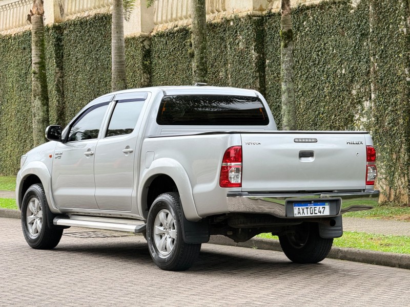 HILUX 2.7 SRV 4X2 CD 16V FLEX 4P AUTOMÁTICO - 2014 - CAXIAS DO SUL