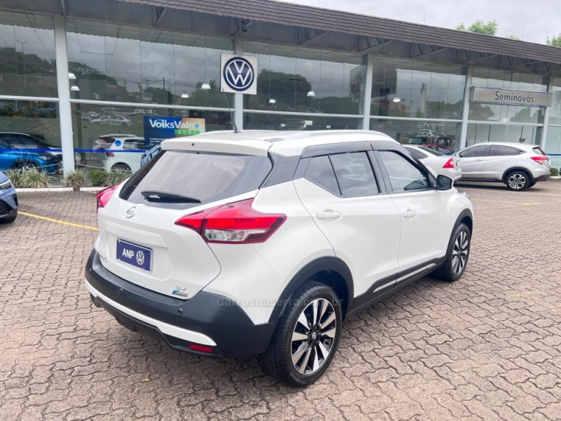 KICKS 1.6 16V FLEX SV 4P XTRONIC - 2018 - NOVA PETRóPOLIS