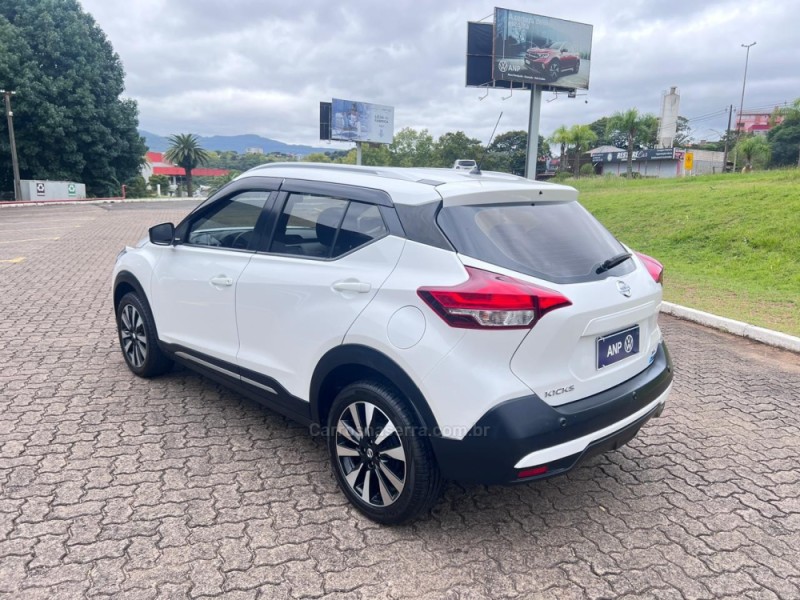KICKS 1.6 16V FLEX SV 4P XTRONIC - 2018 - NOVA PETRóPOLIS