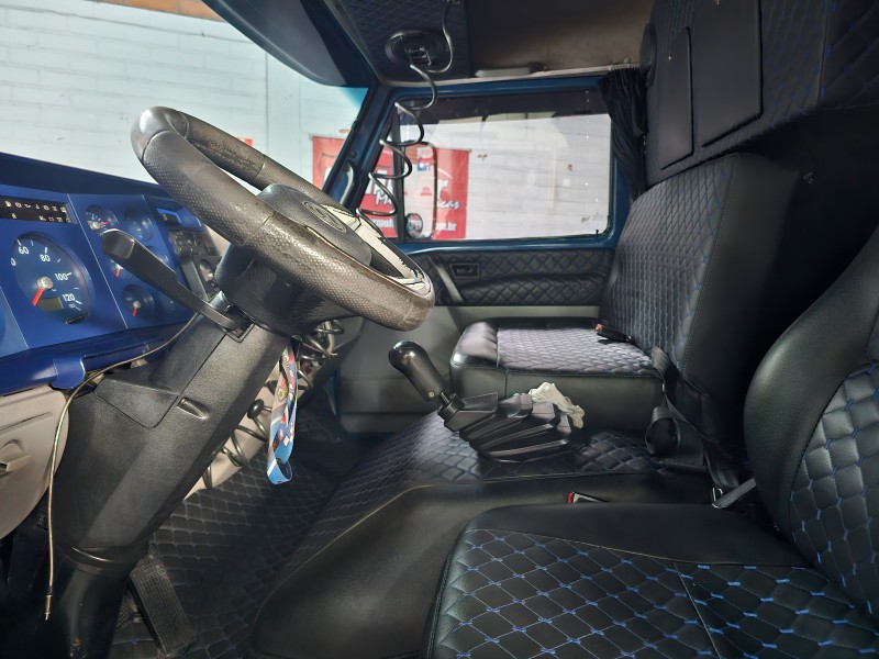 8-150 E WORKER - 2002 - CAXIAS DO SUL