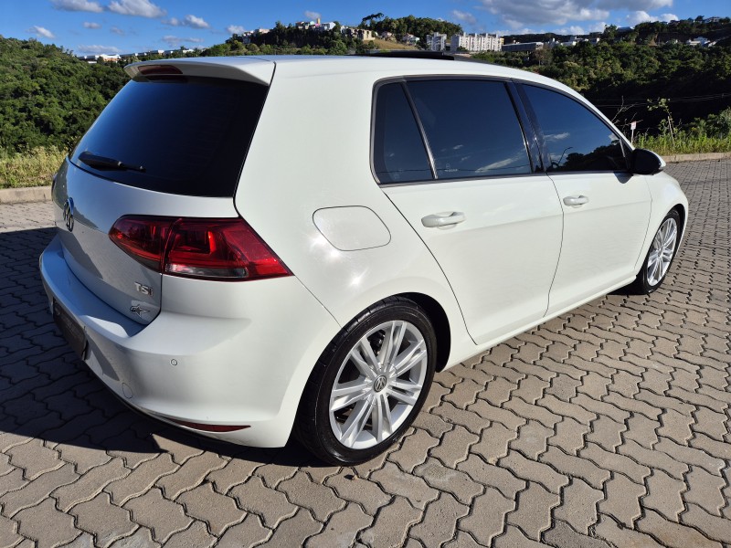 GOLF 1.0 TSI COMFORTLINE 12V TOTAL FLEX 4P MANUAL - 2017 - BENTO GONçALVES
