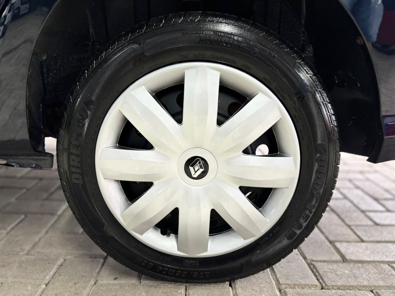 SYMBOL 1.6 EXPRESSION 8V FLEX 4P MANUAL - 2010 - CAXIAS DO SUL