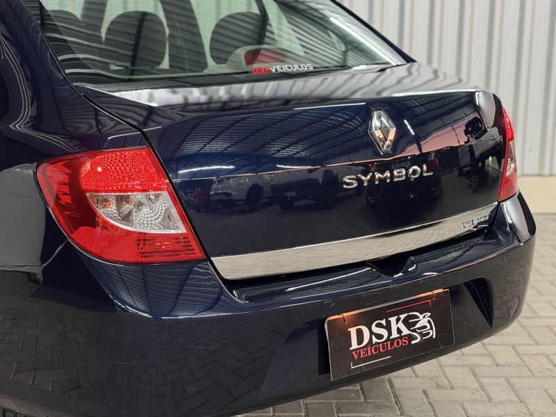 SYMBOL 1.6 EXPRESSION 8V FLEX 4P MANUAL - 2010 - CAXIAS DO SUL