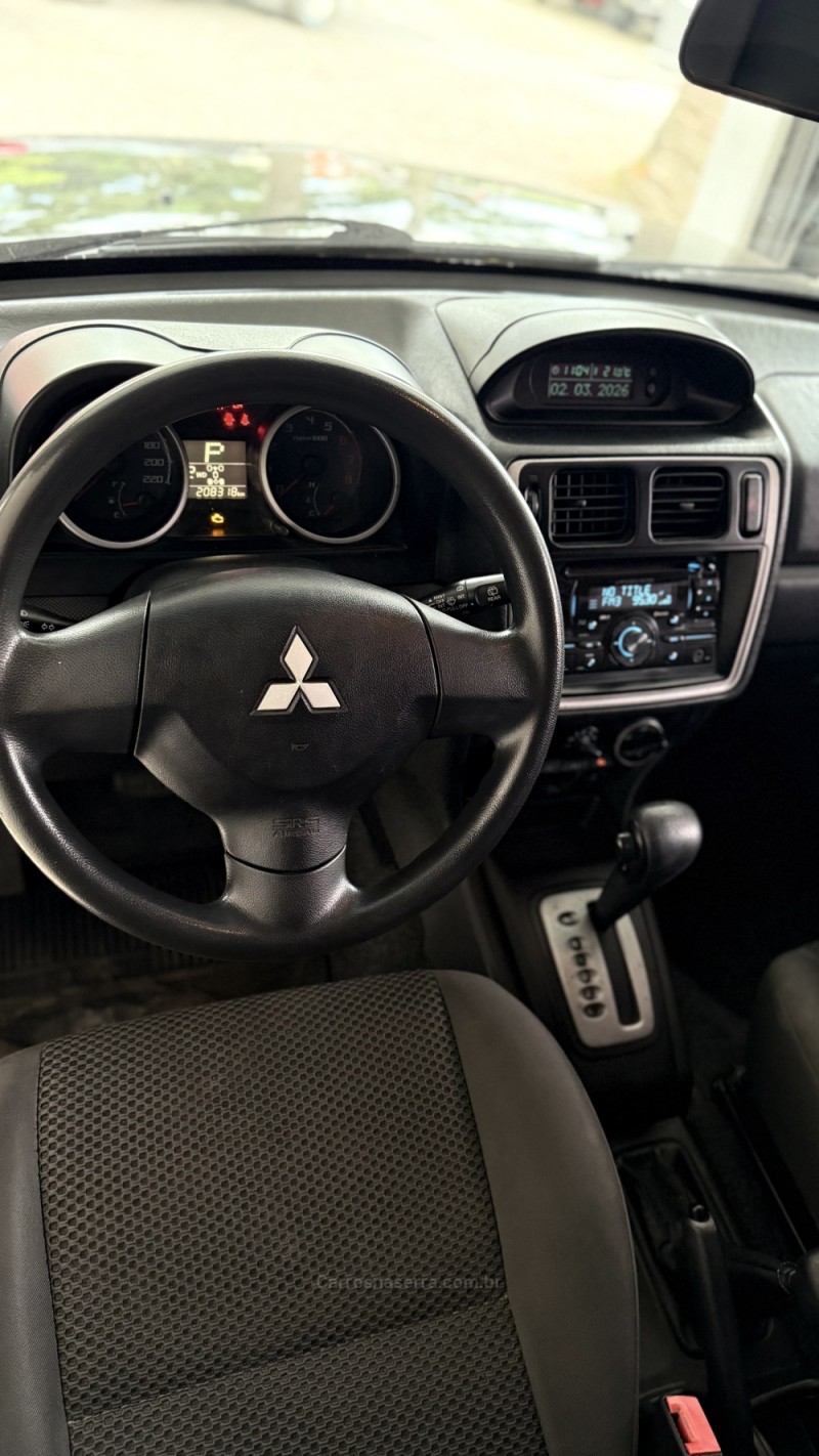 PAJERO TR4 2.0 4X2 16V 140CV FLEX 4P AUTOMÁTICO - 2011 - CANELA