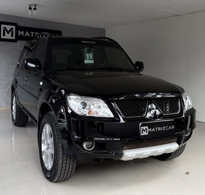 PAJERO TR4 2.0 4X2 16V 140CV FLEX 4P AUTOMÁTICO - 2011 - CANELA