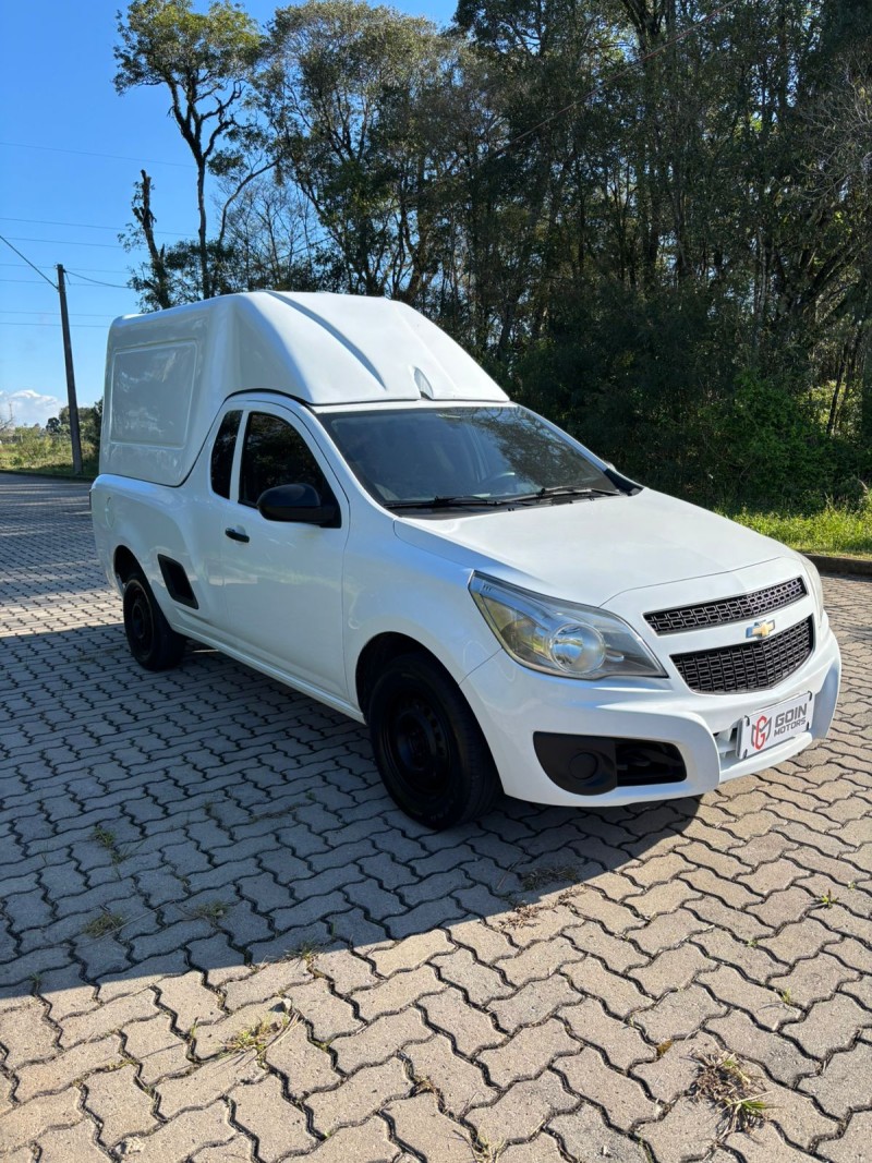 MONTANA 1.4 MPFI COMBO FURGÃO 8V ECONO FLEX 2P MANUAL - 2013 - BENTO GONçALVES