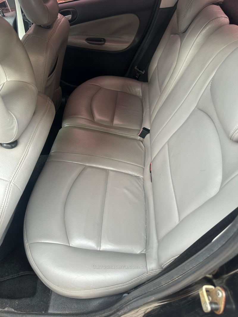 206 1.6 FELINE 16V GASOLINA 4P MANUAL - 2005 - CAXIAS DO SUL