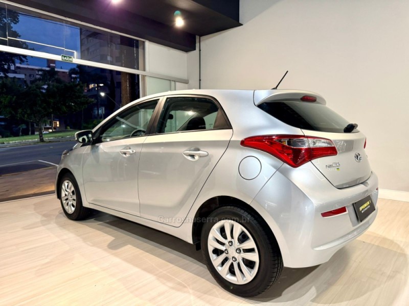 HB20 1.6 COMFORT STYLE 16V FLEX 4P MANUAL - 2017 - BENTO GONçALVES