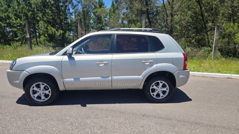 TUCSON 2.0 MPFI GL 16V 143CV 2WD GASOLINA 4P AUTOMÁTICO - 2011 - BENTO GONçALVES