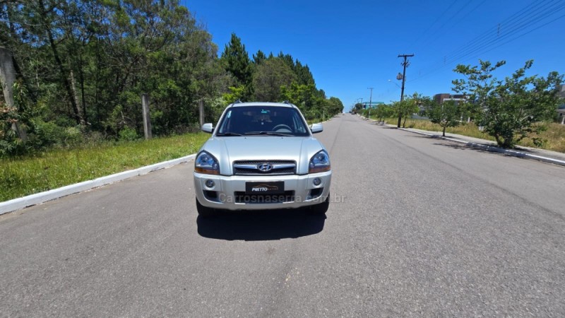 TUCSON 2.0 MPFI GL 16V 143CV 2WD GASOLINA 4P AUTOMÁTICO - 2011 - BENTO GONçALVES