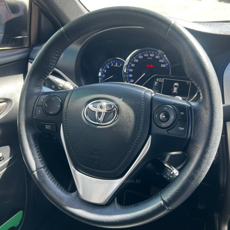 YARIS 1.5 XS 16V FLEX 4P AUTOMÁTICO - 2020 - FELIZ