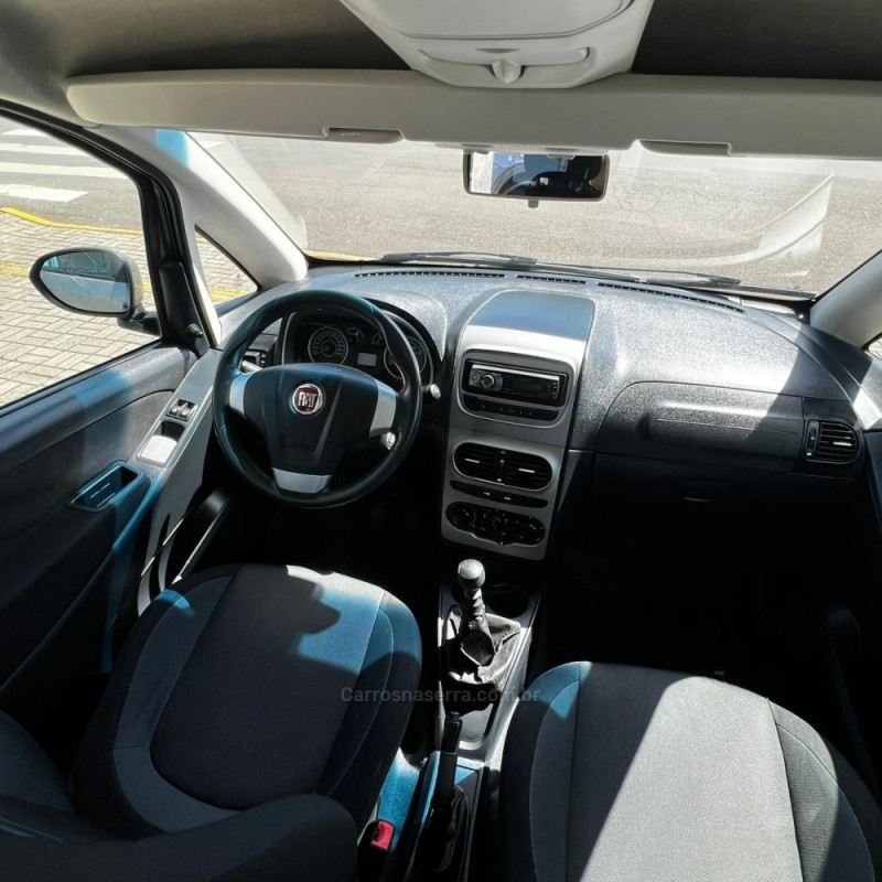 IDEA 1.4 MPI ATTRACTIVE 8V FLEX 4P MANUAL - 2015 - FELIZ