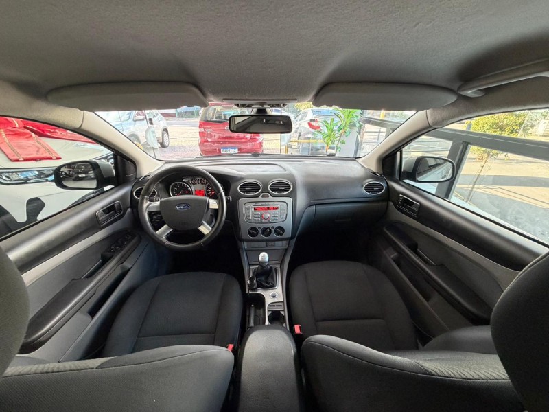 FOCUS 2.0 GLX SEDAN 16V FLEX 4P MANUAL - 2012 - CAXIAS DO SUL