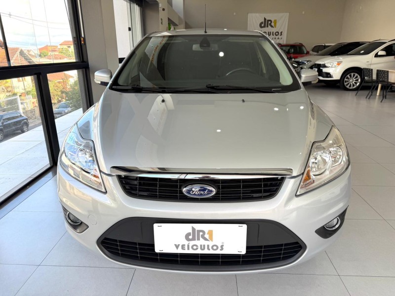 FOCUS 2.0 GLX SEDAN 16V FLEX 4P MANUAL - 2012 - CAXIAS DO SUL
