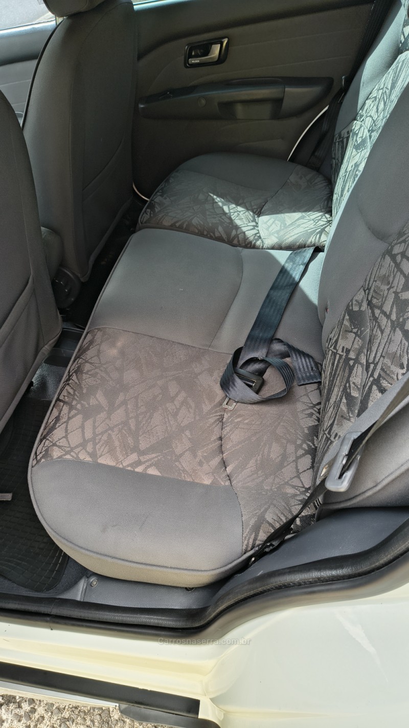 PALIO 1.8 MPI ADVENTURE LOCKER WEEKEND 8V FLEX 4P MANUAL - 2009 - CAXIAS DO SUL