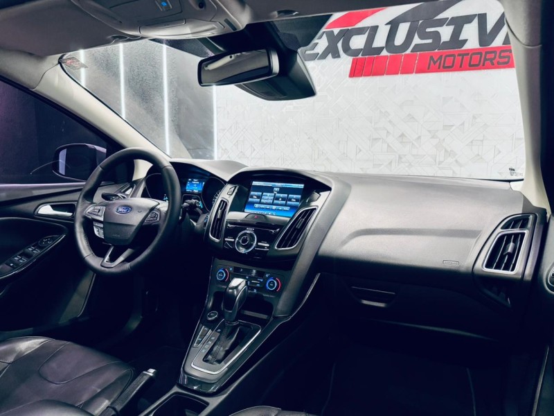 FOCUS 2.0 TITANIUM HATCH 16V FLEX 4P AUTOMÁTICO - 2016 - CAXIAS DO SUL