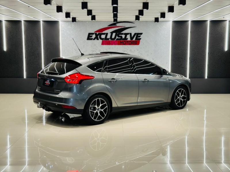 FOCUS 2.0 TITANIUM HATCH 16V FLEX 4P AUTOMÁTICO - 2016 - CAXIAS DO SUL