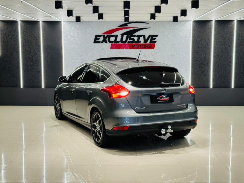 FOCUS 2.0 TITANIUM HATCH 16V FLEX 4P AUTOMÁTICO - 2016 - CAXIAS DO SUL