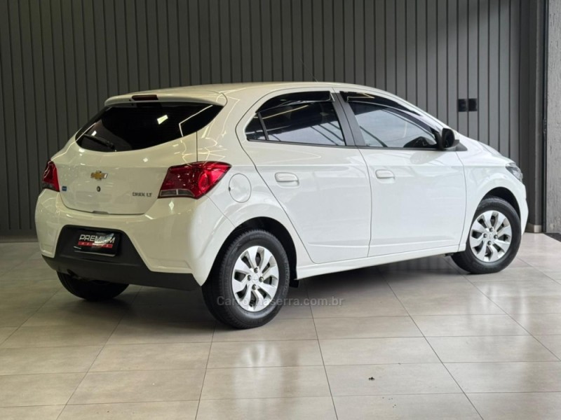 ONIX 1.0 LT 12V FLEX 4P MANUAL - 2017 - DOIS IRMãOS