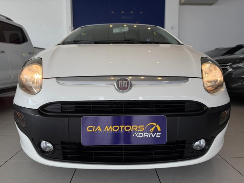 PUNTO 1.4 ATTRACTIVE ITALIA 8V FLEX 4P MANUAL - 2014 - SãO LEOPOLDO