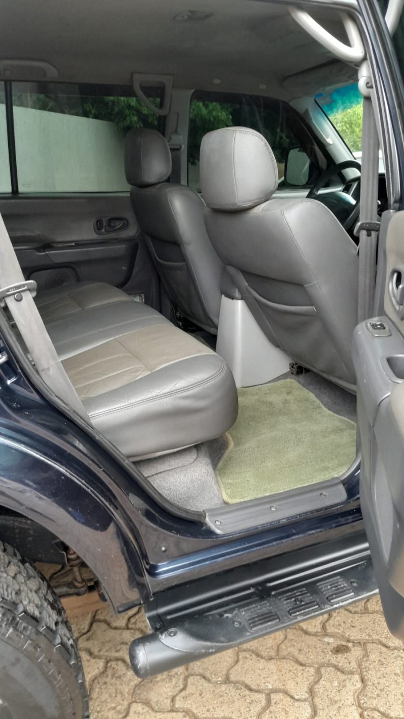 PAJERO 3.0 GLS-B 4X4 V6 181CV GASOLINA 4P AUTOMÁTICO - 2005 - ESTRELA