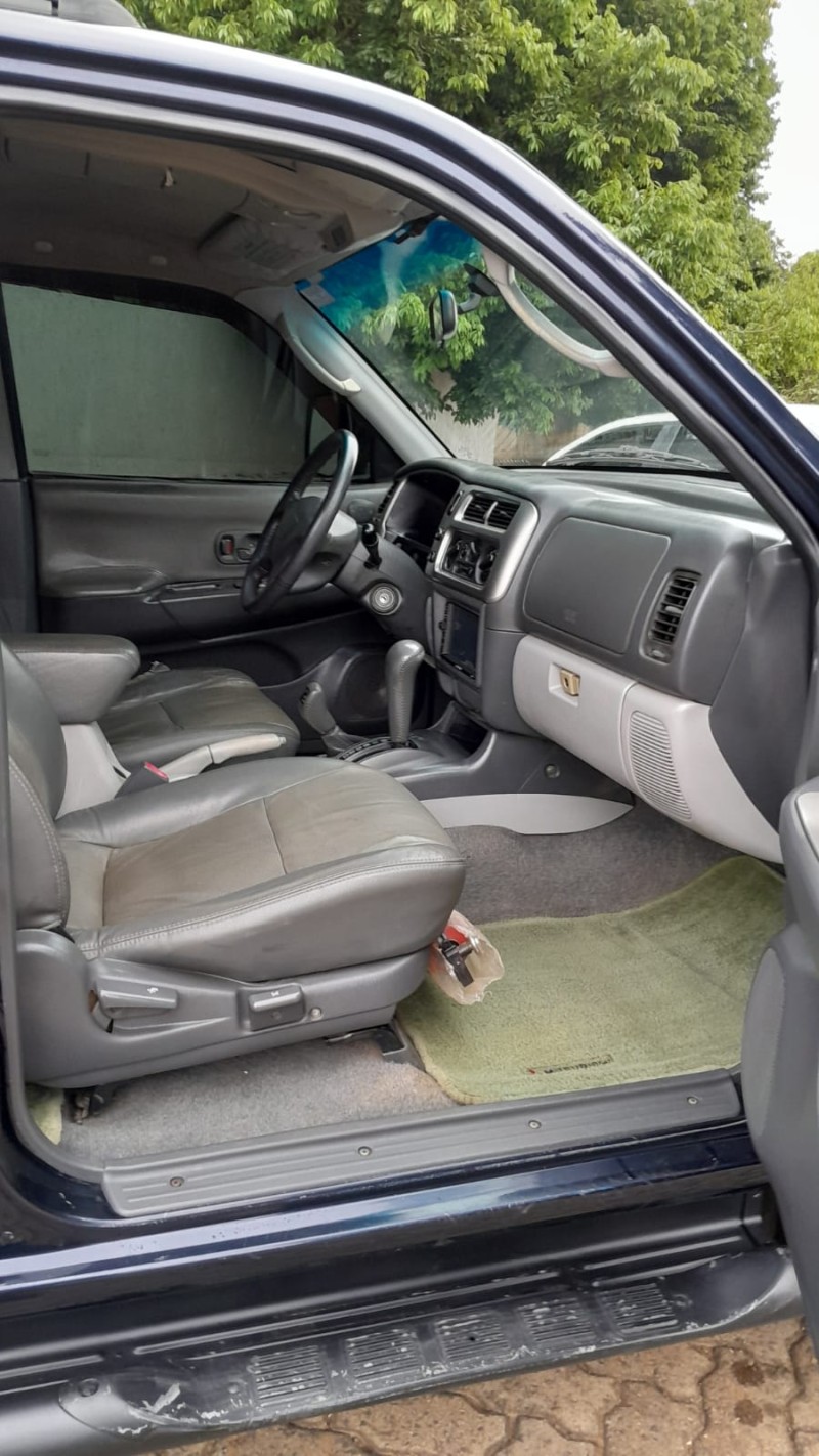 PAJERO 3.0 GLS-B 4X4 V6 181CV GASOLINA 4P AUTOMÁTICO - 2005 - ESTRELA