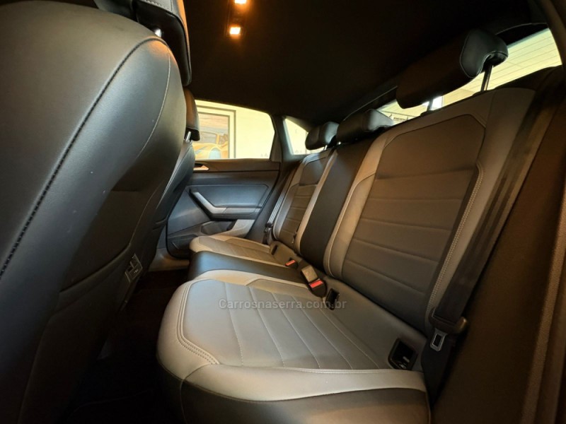 NIVUS 1.0 TSI HIGHLINE FLEX 4P AUTOMÁTICO - 2021 - CAMPO BOM