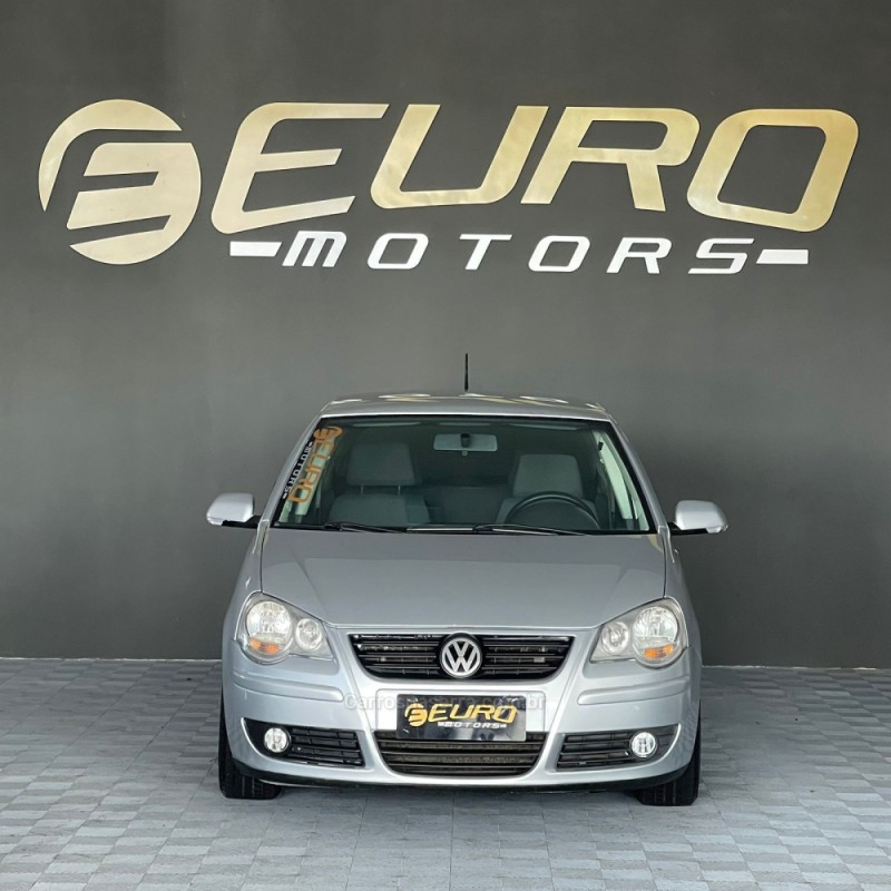 POLO 1.6 MI SÉRIE OURO 8V FLEX 4P MANUAL - 2010 - PORTãO