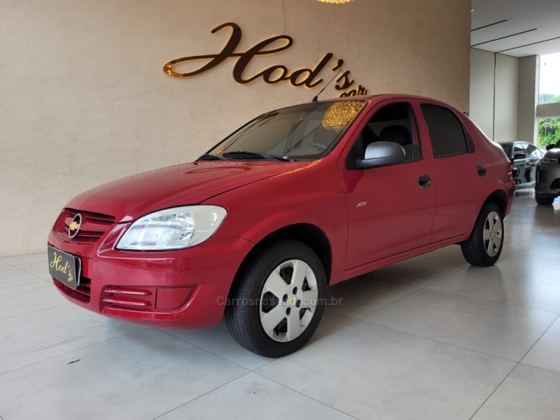 PRISMA 1.4 MPFI JOY 8V FLEX 4P MANUAL - 2008 - CANELA