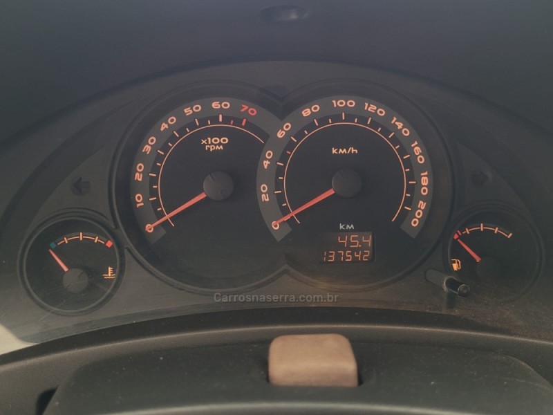 PRISMA 1.4 MPFI JOY 8V FLEX 4P MANUAL - 2008 - CANELA