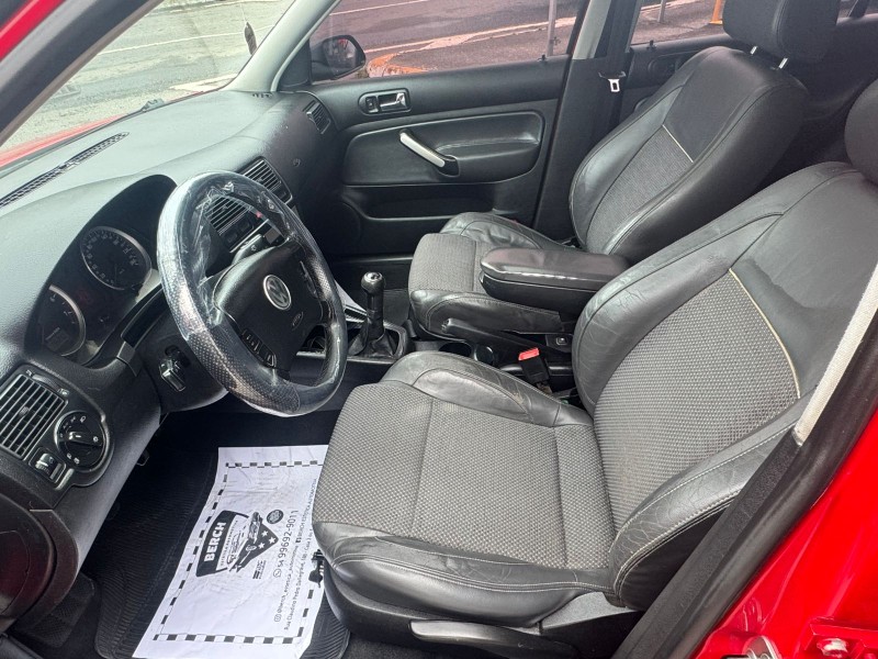 GOLF 1.6 MI SPORTLINE 8V FLEX 4P MANUAL - 2010 - CAXIAS DO SUL