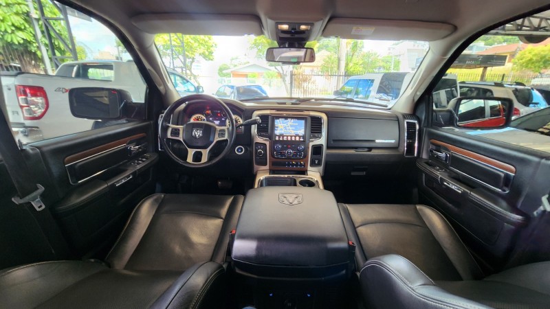 2500 LARAMIE 6.7 CD 4X4 TDI DIESEL 4P AUTOMÁTICA - 2017 - CAXIAS DO SUL