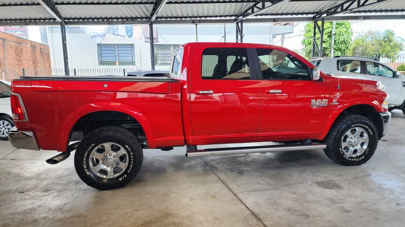 2500 LARAMIE 6.7 CD 4X4 TDI DIESEL 4P AUTOMÁTICA - 2017 - CAXIAS DO SUL