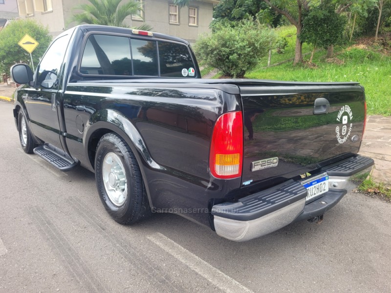 F-250 4.2 XLT 4X2 CS TURBO DIESEL 2P MANUAL - 2005 - FLORES DA CUNHA